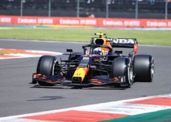 CHECO PÉREZ HACIENDO HISTORIA!!