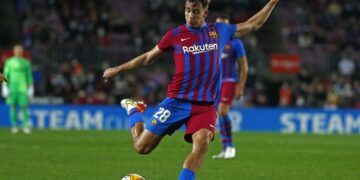 Debuta Xavi Hernández con apretado triunfo del Barca sobre el Espanyol