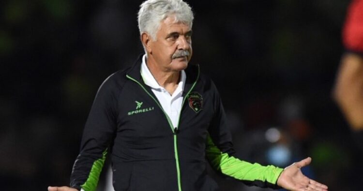 Comisión Disciplinaria de Futbol abre investigación hacia el Tuca Ferretti