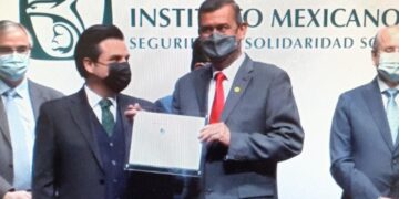 Celebra IMSS Tamaulipas dos premios nacionales por alta competitividad en atención y servicio
