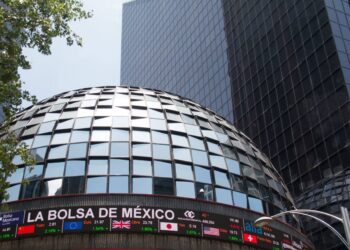 Con una pérdida del 0.53% cierra la bolsa mexicana de valores