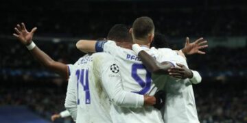 Benzema anota doblete en triunfo del Real Madrid