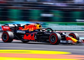 Valtteri Bottas (Mercedes) gana la ‘pole’ en México