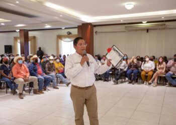 Programas de Bienestar son derecho constitucional, afirma en Madero Rodolfo González Valderrama