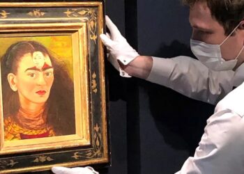 Venden autorretrato de Frida por  34,9 millones, se convierte en récord latinoamericano