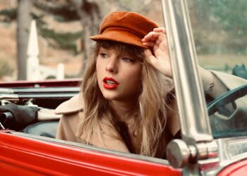 Taylor Swift lanza nueva versión del éxito navideño “Christmas Tree Farm”