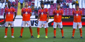 Cae Correcaminos ante Leones Negros