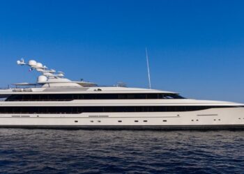 Empresa mallorquina vende el yate de Amancio Ortega por 76 millones