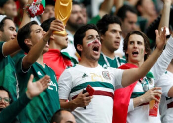 FIFA: sancionan a México con dos partidos sin público por grito discriminatorio.