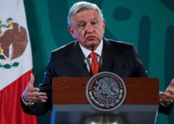 Asegura AMLO que el país ya salió de la crisis del desempleo.