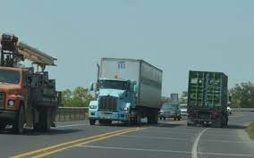 Vacantes de operador de tractocamión.