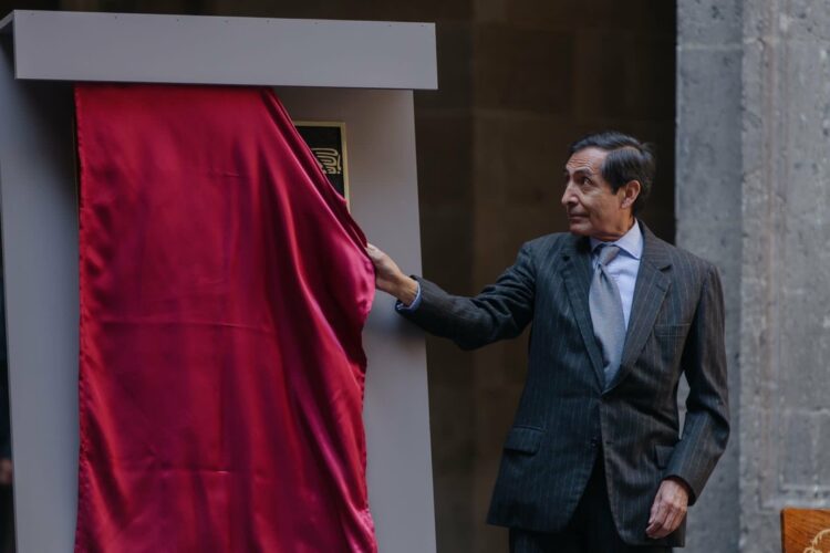 Sin incrementar impuestos, los ingresos son mayores y la deuda del país estable: Hacienda.