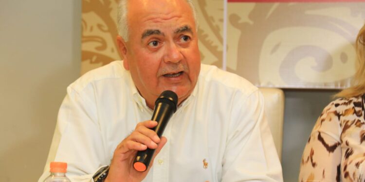 Invita Lalo Gattás a deportistas a participar en Premio Municipal del Deporte 2021