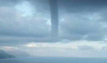 Espectacular manga marina en Sa Rápita