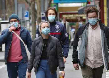 53.9% de texanos completamente vacunados contra el Covid.