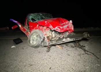 Se mata chofer en fatal choque