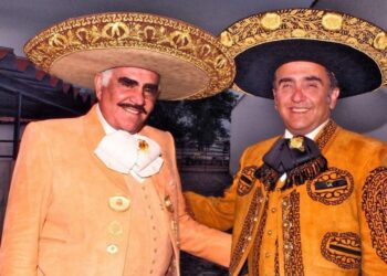 Vicente Fernández “está grave”, informa su hijo; pide oraciones por su padre