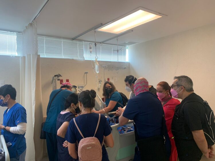 Realizan 11 cirugías de reconstrucciones a sobrevivientes de cáncer de mama