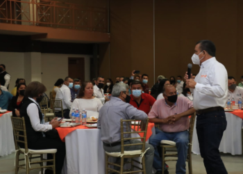 Reconocen maestros de San Fernando y Jiménez trabajo de la Sección 30