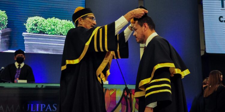 Asume Guillermo Mendoza Rectoría de la Universidad Autónoma de Tamaulipas