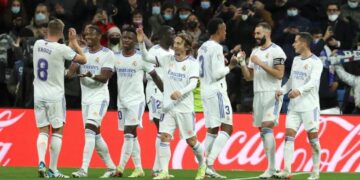 David Alaba y Gareth Bale dan negativo a COVID