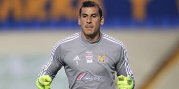 Nahuel Guzmán le da un último golpe al América