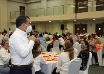 Reconocen maestros de Altamira   logros de la Sección 30 del SNTE