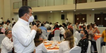 Reconocen maestros de Altamira   logros de la Sección 30 del SNTE