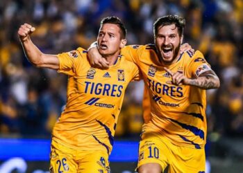 Tigres consigue voltereta y gana 2-1 al León 