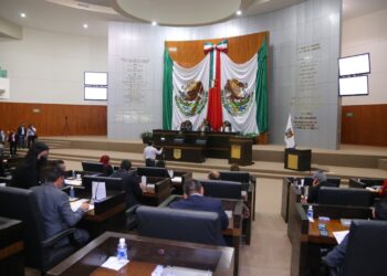 Convoca Congreso a presentar candidaturas para la Medalla al Mérito 2021-2022