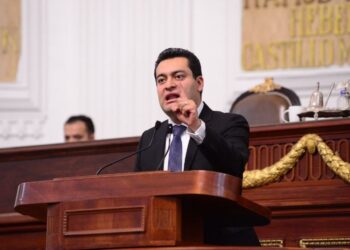 PAN llama a no promover fiestas navideñas en la capital del país.