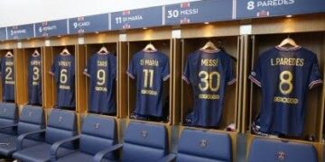 PSG anuncia dos casos positivos de COVID