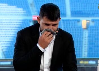 ‘Kun’ Agüero anuncia su retiro de las canchas