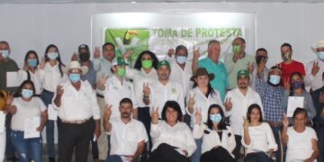 Rinden protesta comités municipales del PVEM en Burgos, Méndez y Cruillas.