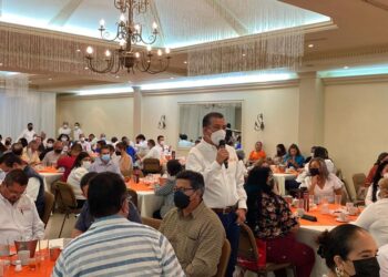 Celebra SNTE aumento al salario mínimo  y nueva etapa de vacunación a maestros