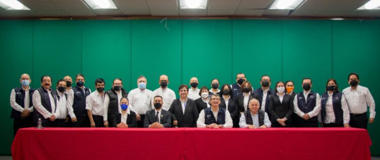 Reconoce SUTAUAT labor del Rector Suárez Fernández