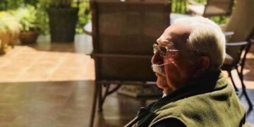 Muere el político tamaulipeco Manuel “El Meme” Garza González.