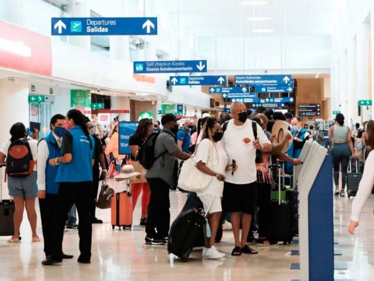 Secretaría de Salud pide evitar viajes no esenciales por Ómicron