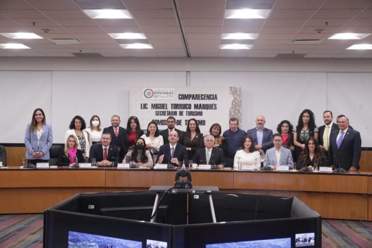 Turismo, prioritario en estrategia para recuperar economía nacional