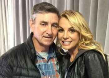 Jamie Spears padre de Britney Spears le exige a su hija que siga pagando por sus servicios legales