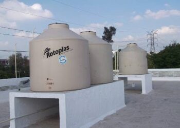 Pide COMAPA comprar tinacos