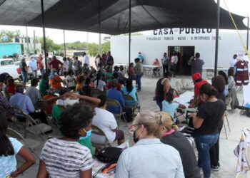 Llevan apoyos a familias de poblados pesqueros en Matamoros