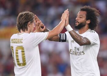 Jugadores del Real Madrid dan positivo a COVID