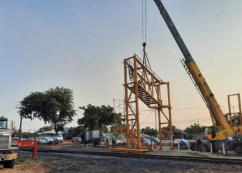 Reactivan instalación del puente peatonal de La Morita en Altamira