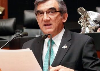 Asesor de Américo Villarreal pasaba “charola” a su nombre; lo acusa penalmente