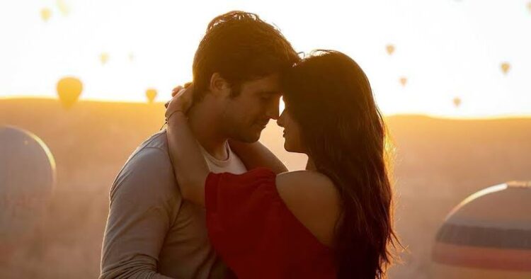 Diego Boneta y Renata Notni disfrutan de una romántica escapada en New York