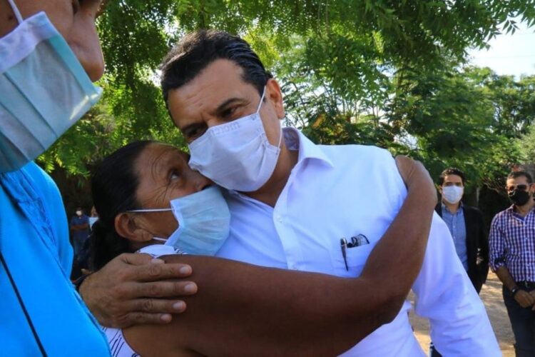 Atención a necesidades de victorenses es la prioridad: Lalo Gattas