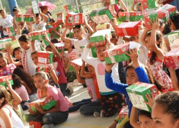 Llegan 20 mil juguetes para niños en Tamaulipas.