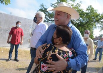 Mante apoya a un líder que lleva a Tamaulipas en la piel