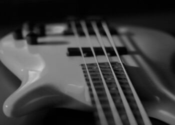 Bajos: conoce todo lo que debes saber acerca de este instrumento